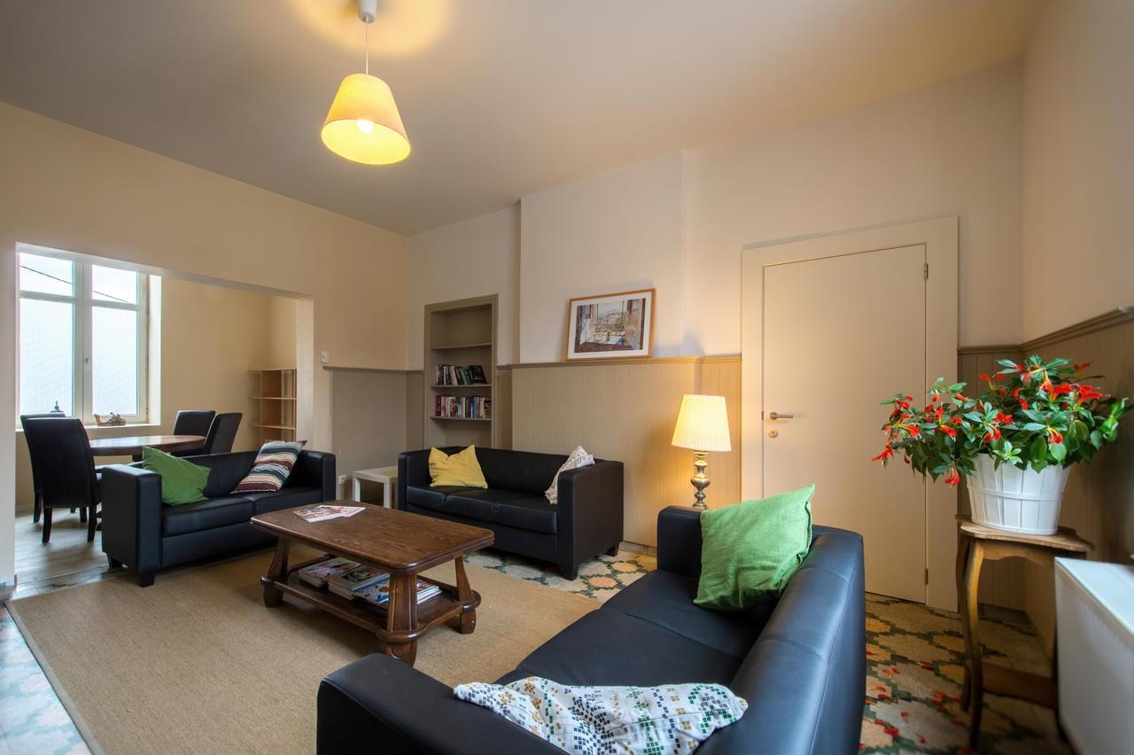 B&B 'T Maanhof Gingelom Exteriör bild