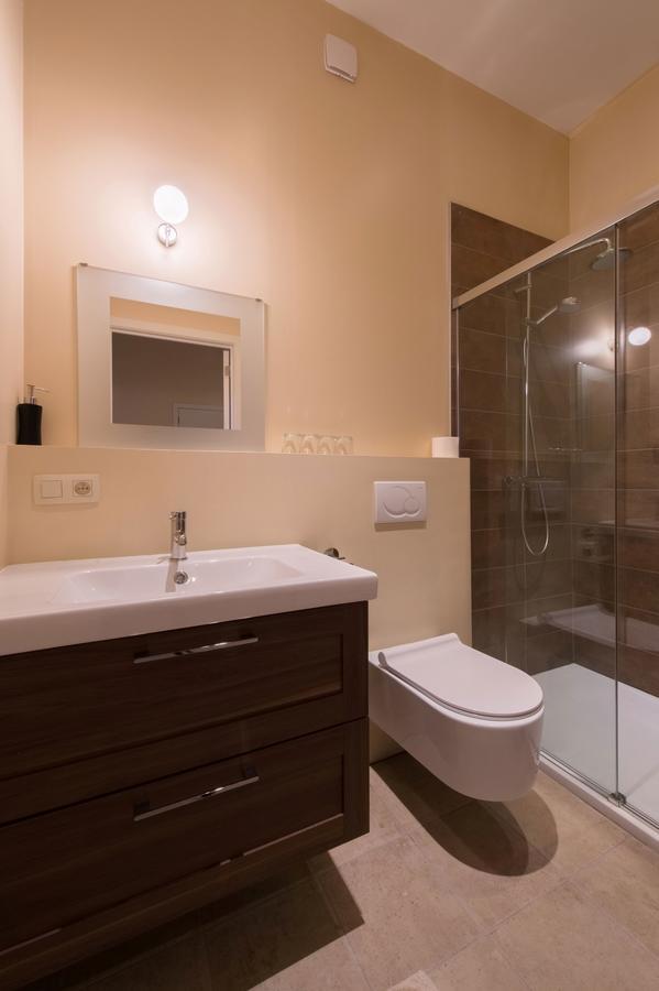 B&B 'T Maanhof Gingelom Exteriör bild